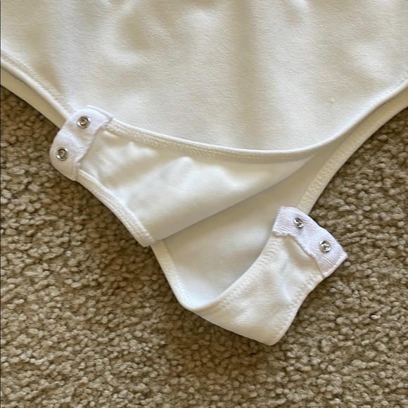 Elegant White bodysuit - Picture 2 of 5